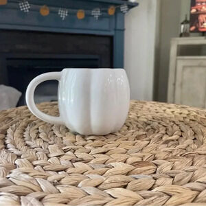 Target Bullseye Playground Pumpkin
Ceramic Mug White Fall 2022